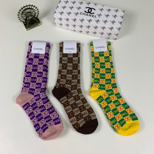 Chanel CC Logo Cotton Socks 