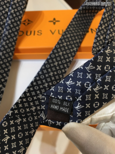 Luxury Mens Ties Louis Vuitton Monogram Classic Silk Tie Blue A151PP140 AA145445