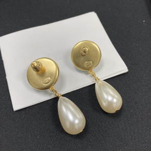 Luxury Womens Jewelry Chanel CC Pearl Drop Earrings A152PP120 AA145483