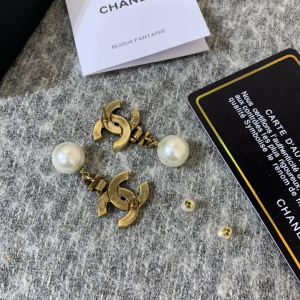 Luxury Womens Jewelry Chanel Crystals CC Logo Pearl Drop Earrings A152PP120 AA145490