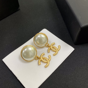 Luxury Womens Jewelry Chanel Gold CC Logo Earrings A152PP120 AA145481