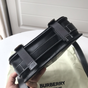 Luxury Mens Handbags Burberry Check E Canvas Messenger Bag 22x1x7CM A197PP450 AA145635