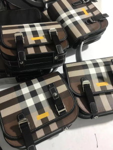 Luxury Mens Handbags Burberry Check E Canvas Messenger Bag 22x1x7CM A197PP450 AA145635