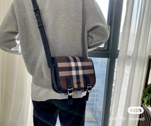 Luxury Mens Handbags Burberry Check E Canvas Messenger Bag 22x1x7CM A197PP450 AA145635