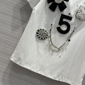 Luxury Womens Clothing Chanel Coco No5 White Cotton T Shirt SML A198PP280 AA145644