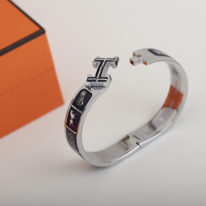Luxury Womens Jewelry Hermes Clic H Panoplie Equestre Bracelet A205PP260 AA145658