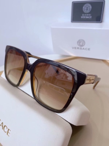 Versace Luxury Fashion Sunglasses VS4443 