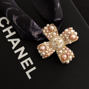 Luxury Womens Jewelry Chanel Gold Pearl CC Cross Bownot Necklace A39PP250 AA145776