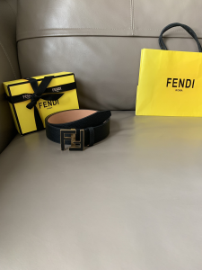 Luxury Mens Belts Fendi FF Buckle Black Grained Calfskin Belt 40MM A175PP240 AA146158