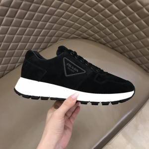Luxury Mens Shoes Prada Black Suede Calfskin Mens Sneakers 38 To 45 A151PP480 AA146096