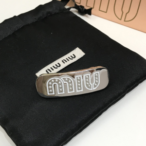 Miu Miu Pearl Hair Clip Pearls 