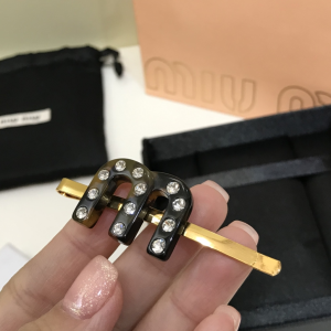 Luxury Womens Jewelry Miu Miu Plexiglas Crystal Hair Clip A152PP110 AA146110