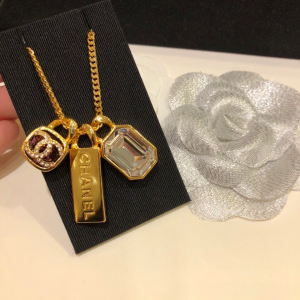 Luxury Womens Jewelry Chanel Charms Pendant Necklace A39PP145 AA146351