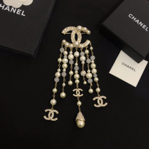 Chanel Crystals CC Tassel Pearls Brooch 