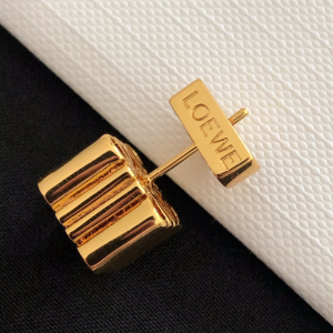 Luxury Womens Jewelry Loewe Gold Anagram Stud Earrings A39PP120 AA146353