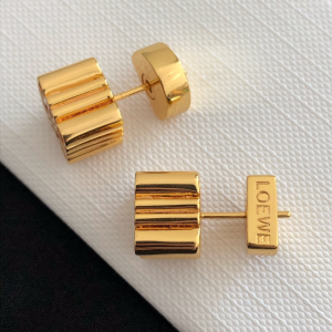 Luxury Womens Jewelry Loewe Gold Anagram Stud Earrings A39PP120 AA146353