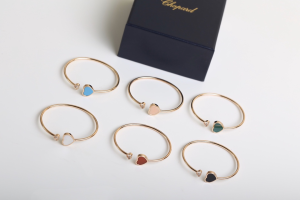 Luxury Womens Jewelry Chopard Happy Hearts Bracelets White A205PP320 AA146911