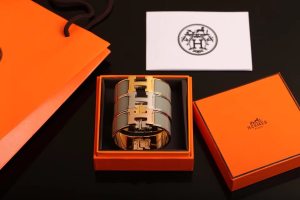 Hermes Clic Clac H Wide Bracelet Grey 