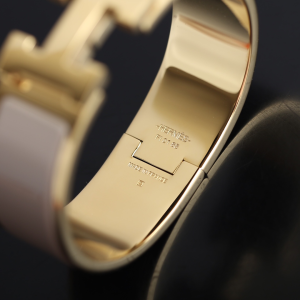 Luxury Womens Jewelry Hermes Clic Clac H Wide Bracelet Grey A205PP240 AA146905