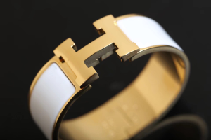 Luxury Womens Jewelry Hermes Clic Clac H Wide Bracelet White A205PP240 AA146900