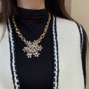Luxury Womens Jewelry Chanel Crystals Snow Chain Necklaces A205PP280 AA146876