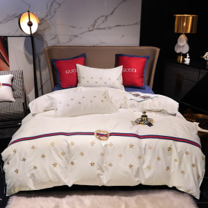 Gucci GG Comforter Bedding Set White Gucci GG Comforter Bedding Set White