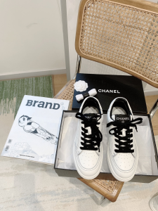 Luxury Womens Shoes Chanel Lace Up White Calfskin Sneaker 35 To 40 A136PP460 AA147130
