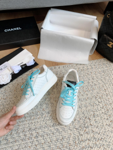 Luxury Womens Shoes Chanel Lace Up White Calfskin Sneaker 35 To 40 A136PP460 AA147132