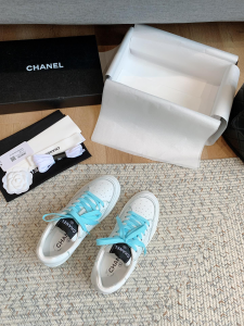 Luxury Womens Shoes Chanel Lace Up White Calfskin Sneaker 35 To 40 A136PP460 AA147132