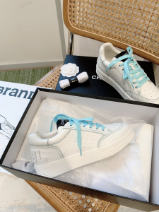 Luxury Womens Shoes Chanel Lace Up White Calfskin Sneaker 35 To 40 A136PP460 AA147132
