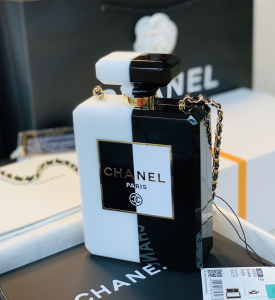 Luxury Womens Handbags Chanel No5 Perfume Bottle Clutch 16x13x5CM A118PP1500 AA147222