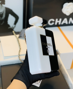 Luxury Womens Handbags Chanel No5 Perfume Bottle Clutch 16x13x5CM A118PP1500 AA147222
