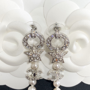 Luxury Womens Jewelry Chanel Crystals Star CC Pearls Earrings A52PP130 AA147190