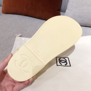 Luxury Womens Shoes Chanel Classic CC Logo Sandal Yellow 35 To 40 A136PP320 AA147229