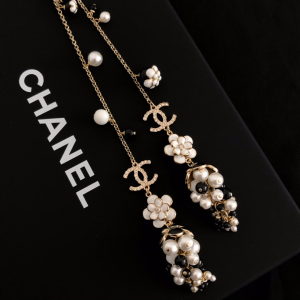 Luxury Womens Jewelry Chanel Camellia Necklace A39PP265 AA147273