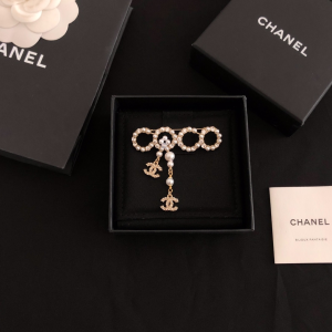 Chanel Coco Pearls Brooch 