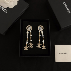 Chanel Pearls Earrings 