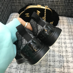 Luxury Womens Shoes Chanel Black CC Logo Lace Up Sneakers 35 To 42 A136PP420 AA147336