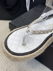 Luxury Womens Shoes Chanel Espadrille Sandal in White 35 To 40 A136PP430 AA147306