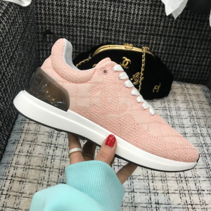Luxury Womens Shoes Chanel Pink CC Logo Lace Up Sneakers 35 To 42 A136PP420 AA147337