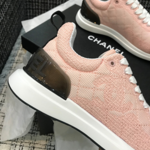 Luxury Womens Shoes Chanel Pink CC Logo Lace Up Sneakers 35 To 42 A136PP420 AA147337