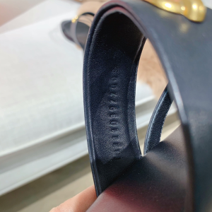 Luxury Womens Shoes Hermes Claire Sandal in Black Calfskin 35 To 40 A151PP390 AA147523