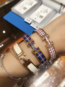 Luxury Womens Jewelry Hermes Clic H Tartan Bracelet A205PP260 AA147733
