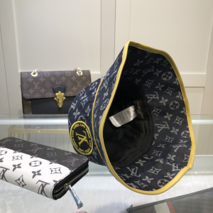 Luxury Womens Hats Louis Vuitton Denim Monogram Bucket Hat A144PP60 AA147976
