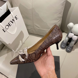 Luxury Womens Shoes No21 Chain Link Pumps in Grey Calfskin 35 To 41 A136PP430 AA147959