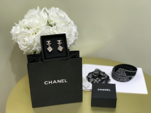 Luxury Womens Jewelry Chanel Dice CC Logo Earrings A152PP130 AA148131