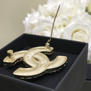 Luxury Womens Jewelry Chanel Pearls Flower CC Logo Brooch A152PP140 AA148130