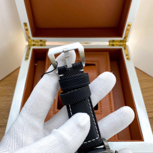 Luxury Mens Watches Panerai Luminor Marina Automatic Watch 40MM A213PP880 AA148325