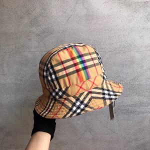 Luxury Womens Hats Burberry Vintage Check Bucket Hat A190PP110 AA148294