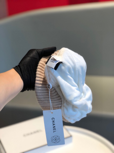 Luxury Womens Hats Chanel CC Knit Winter Hat with Pom White A190PP95 AA148267